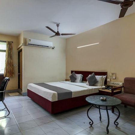 Hotel Saaket Residency Visakhapatnam Zewnętrze zdjęcie