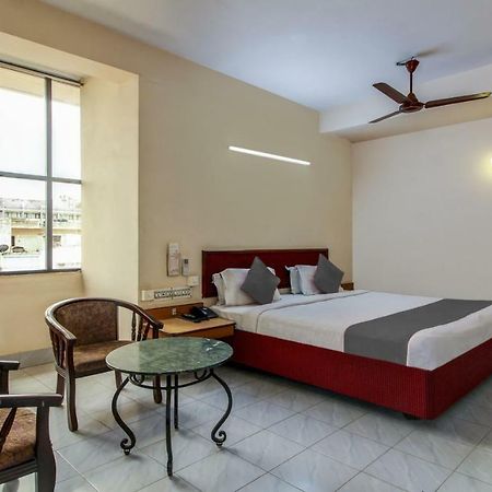 Hotel Saaket Residency Visakhapatnam Zewnętrze zdjęcie