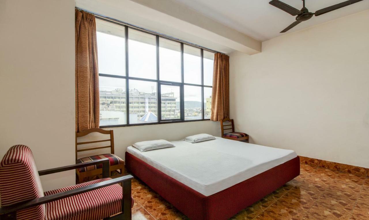 Hotel Saaket Residency Visakhapatnam Zewnętrze zdjęcie