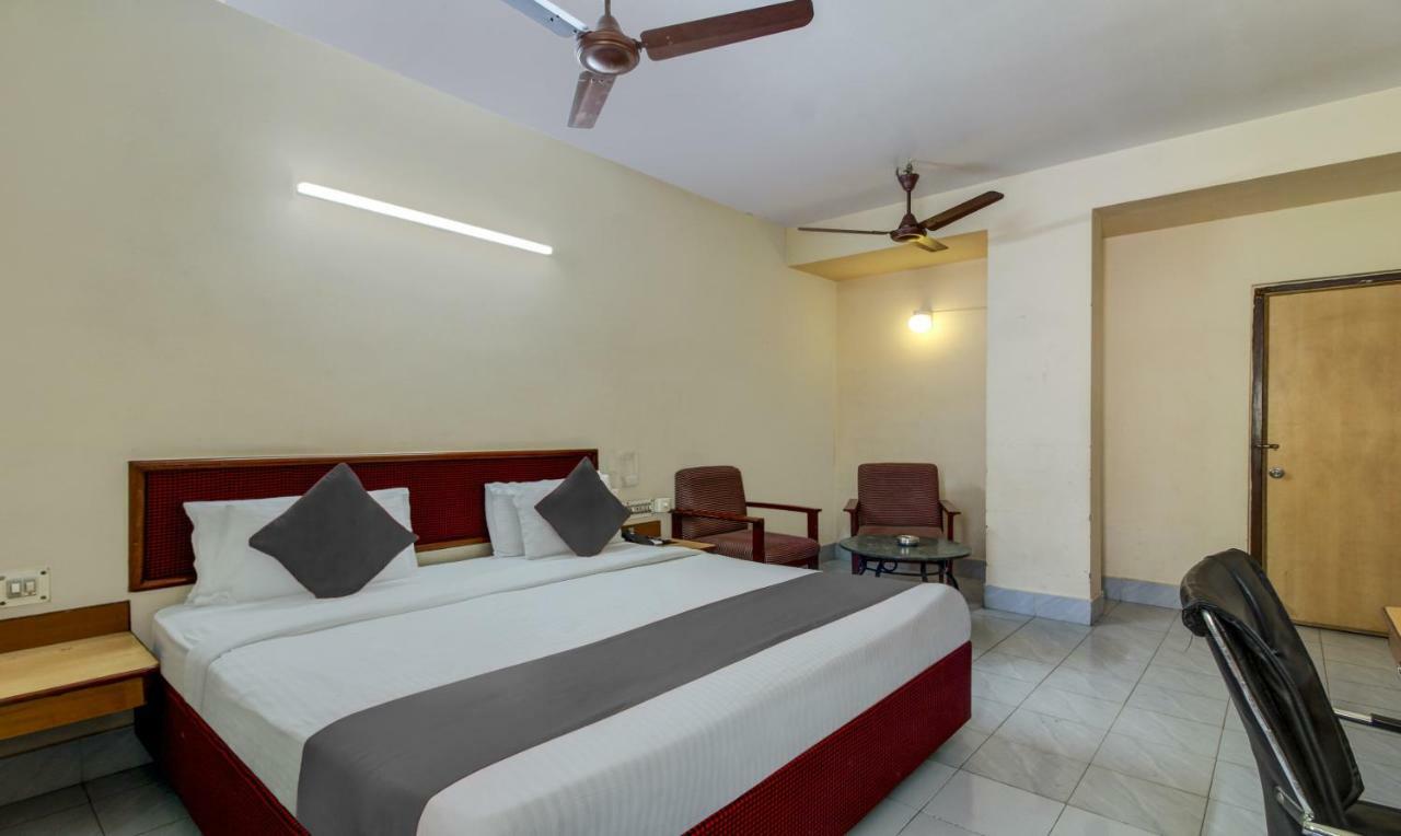 Hotel Saaket Residency Visakhapatnam Zewnętrze zdjęcie