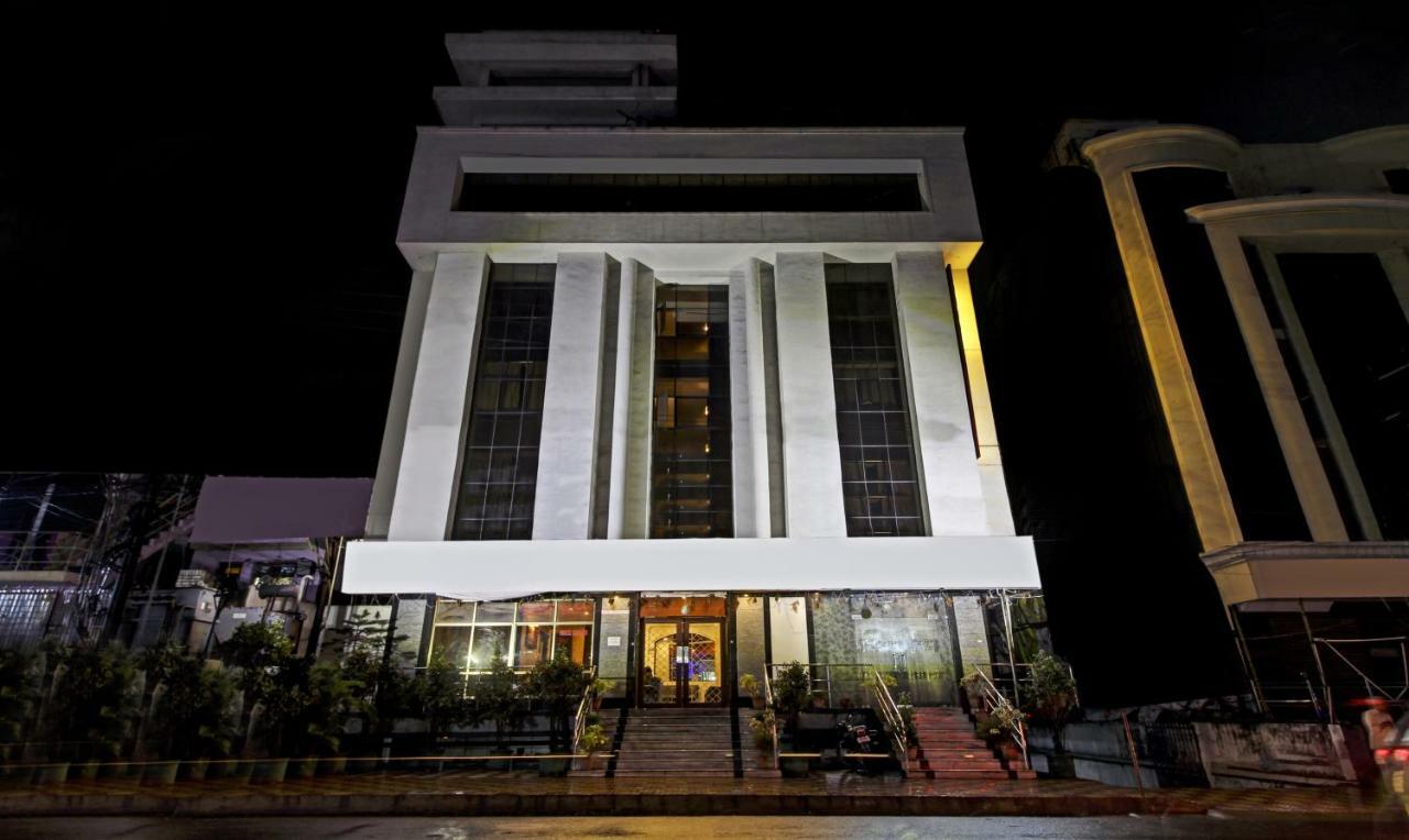 Hotel Saaket Residency Visakhapatnam Zewnętrze zdjęcie